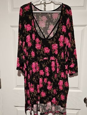 torrid Black Floral Tunic with Pink Roses